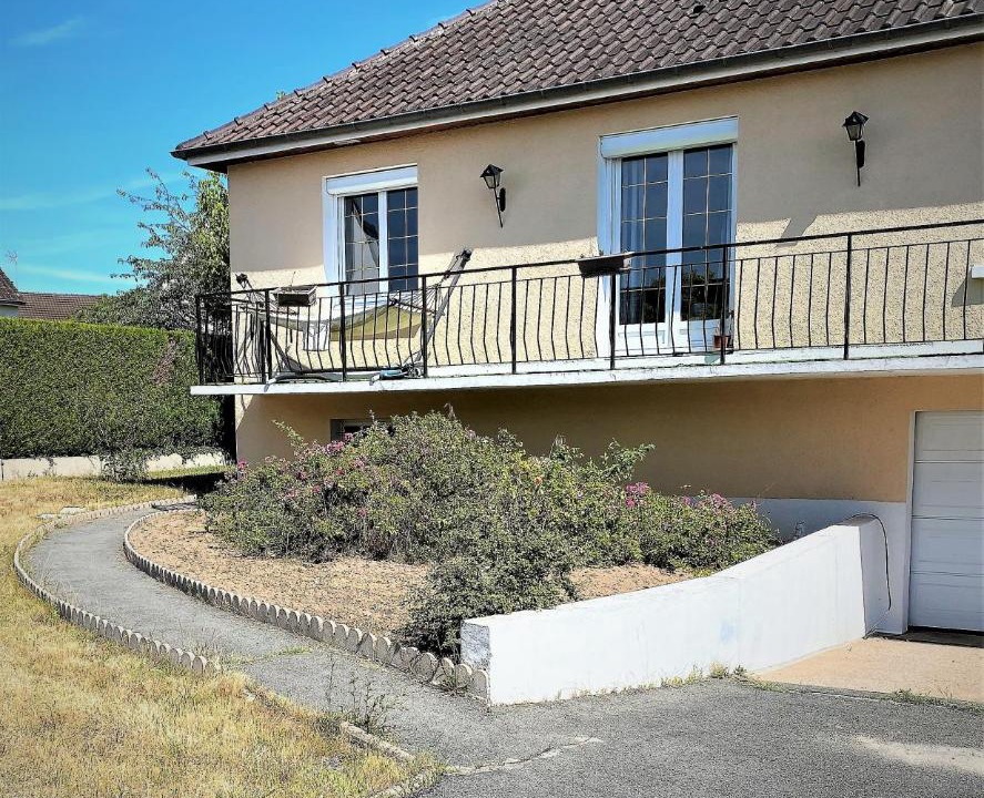 Photo of Buildings in Noyers-sur-Cher