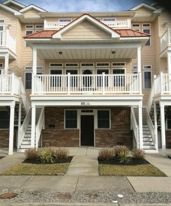 Photo of Others in Wildwood