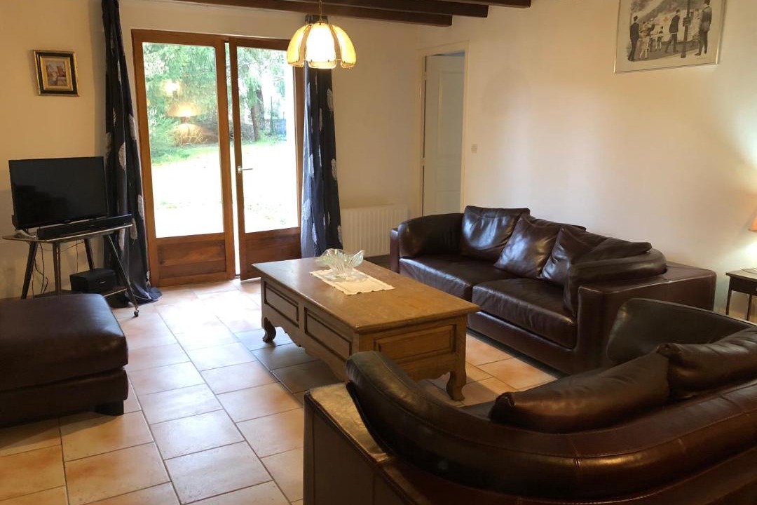 Photo of Livingroom in Louze