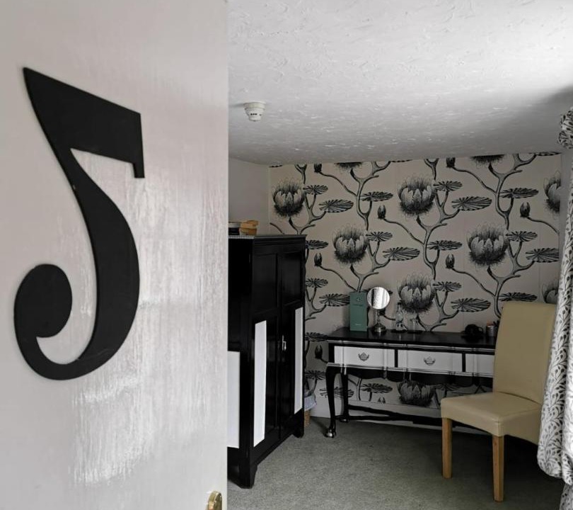 Photo of Others in Damerham