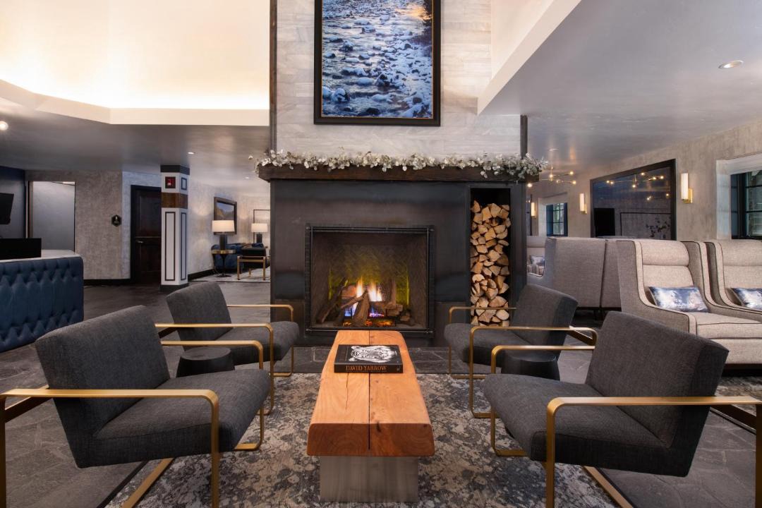 Photo of Livingroom in Vail