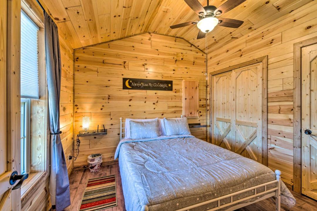 Photo of Bedroom in Cub Run