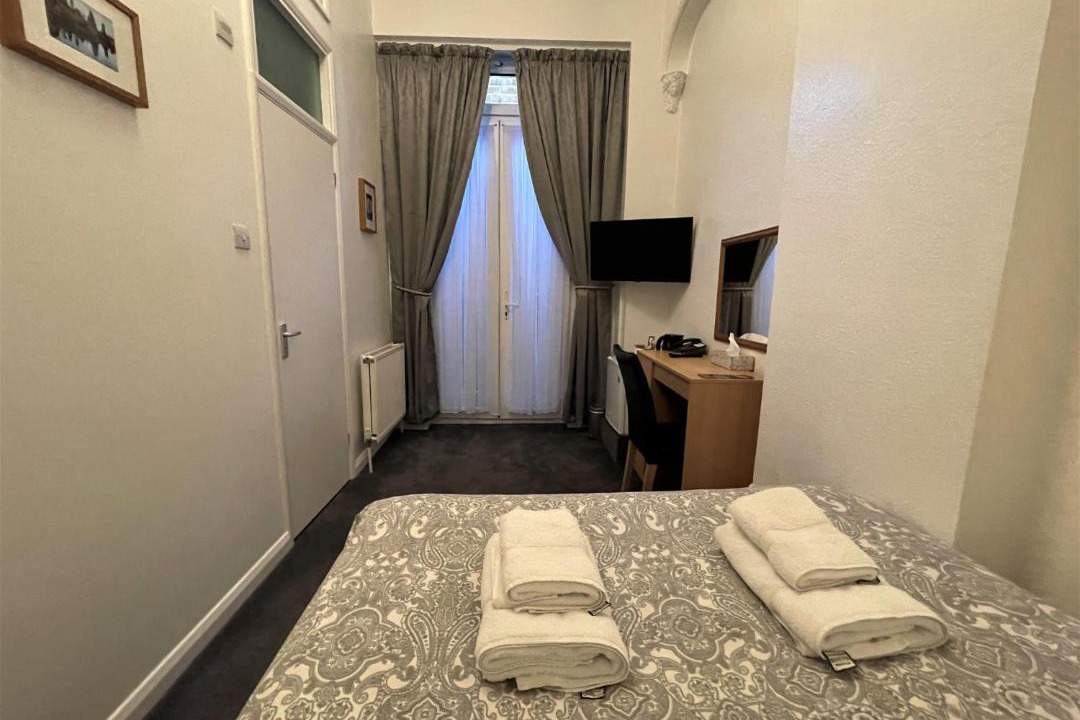 Photo of Others in Balham