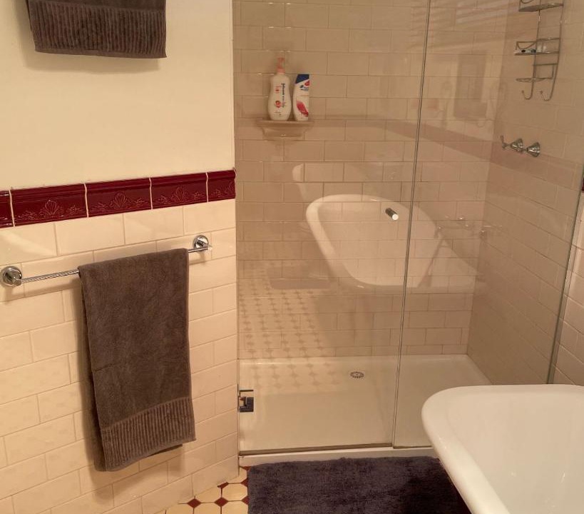 Photo of Bathroom in Yea