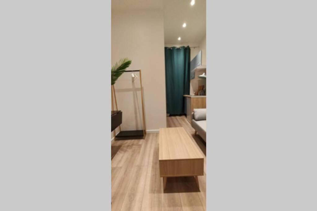 Photo of Others in Vernier