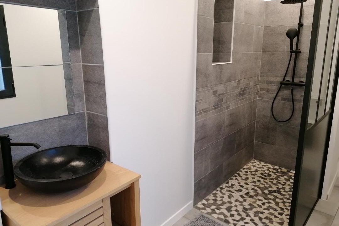 Photo of Bathroom in Sainte-Genevieve-les-Gasny