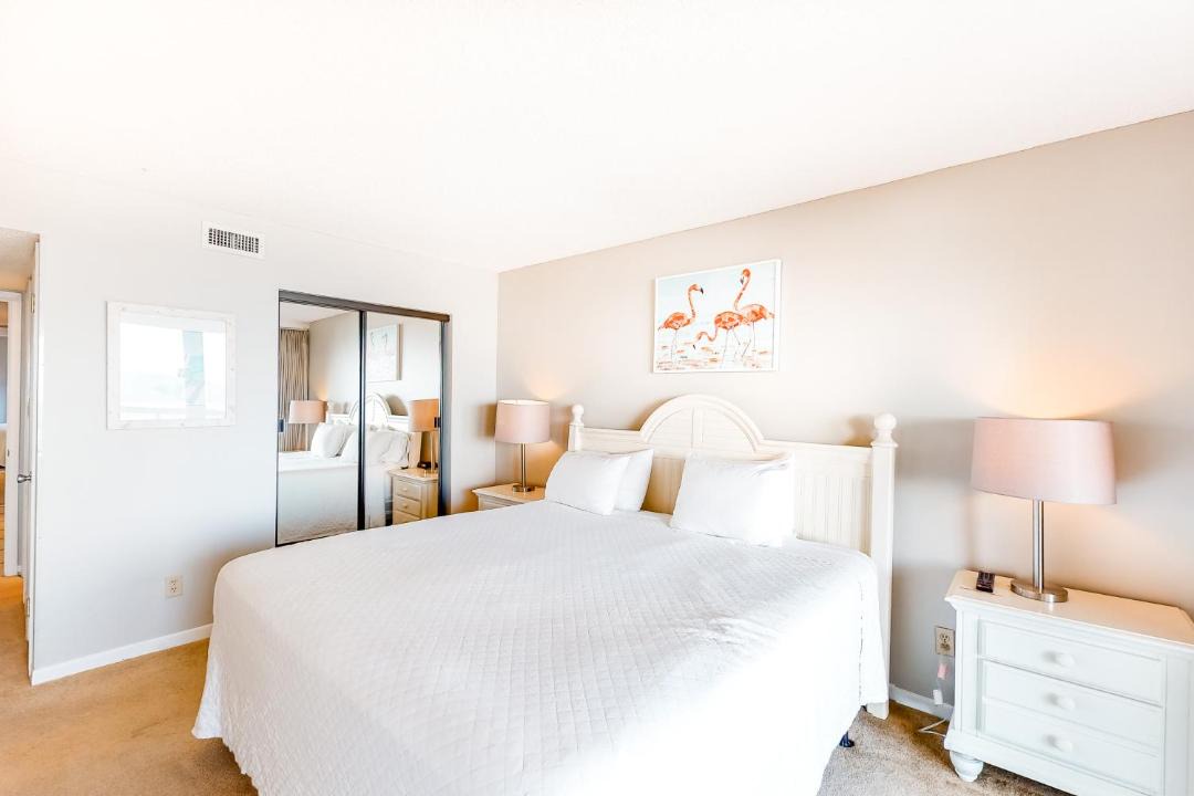 Photo of Bedroom in Miramar Beach