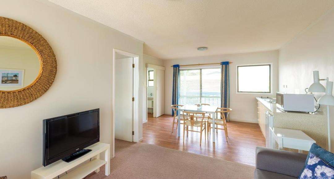 Photo of Others in Snells Beach