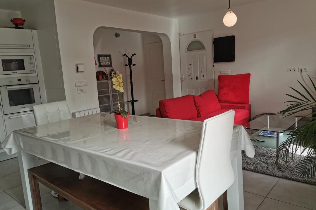 Photo of Others in Signes