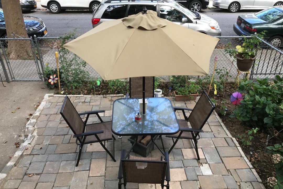 Photo of Others in Homecrest