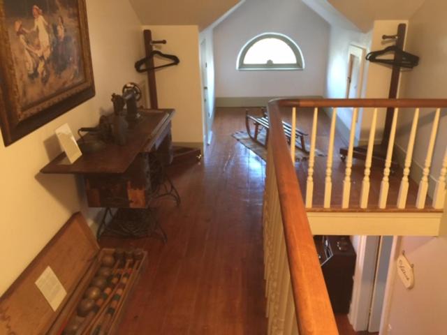Photo of Livingroom in Nauvoo