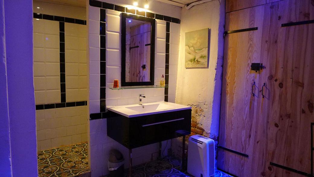 Photo of Bathroom in Tarare
