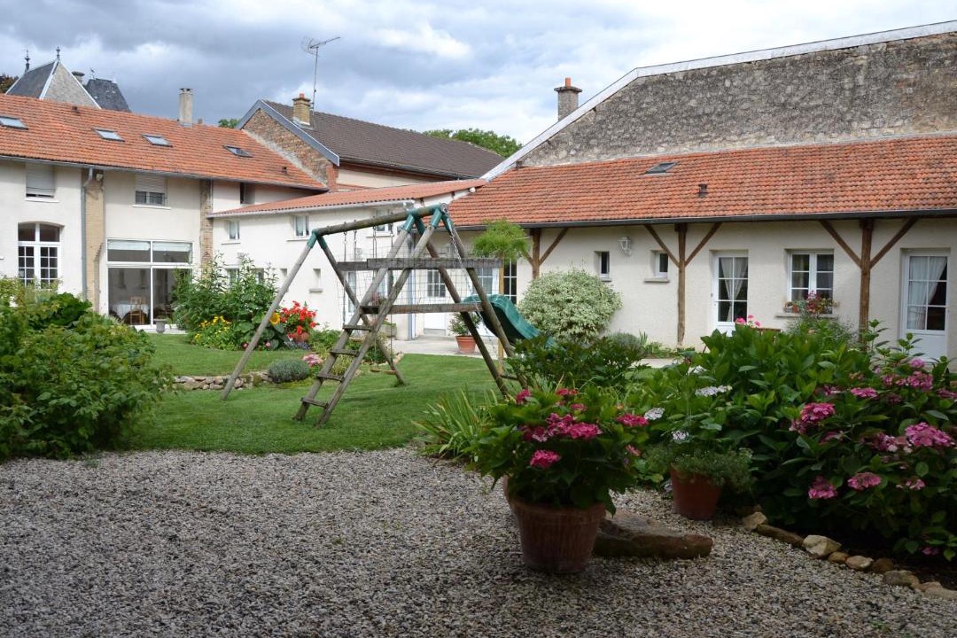 Photo of Others in Lavannes