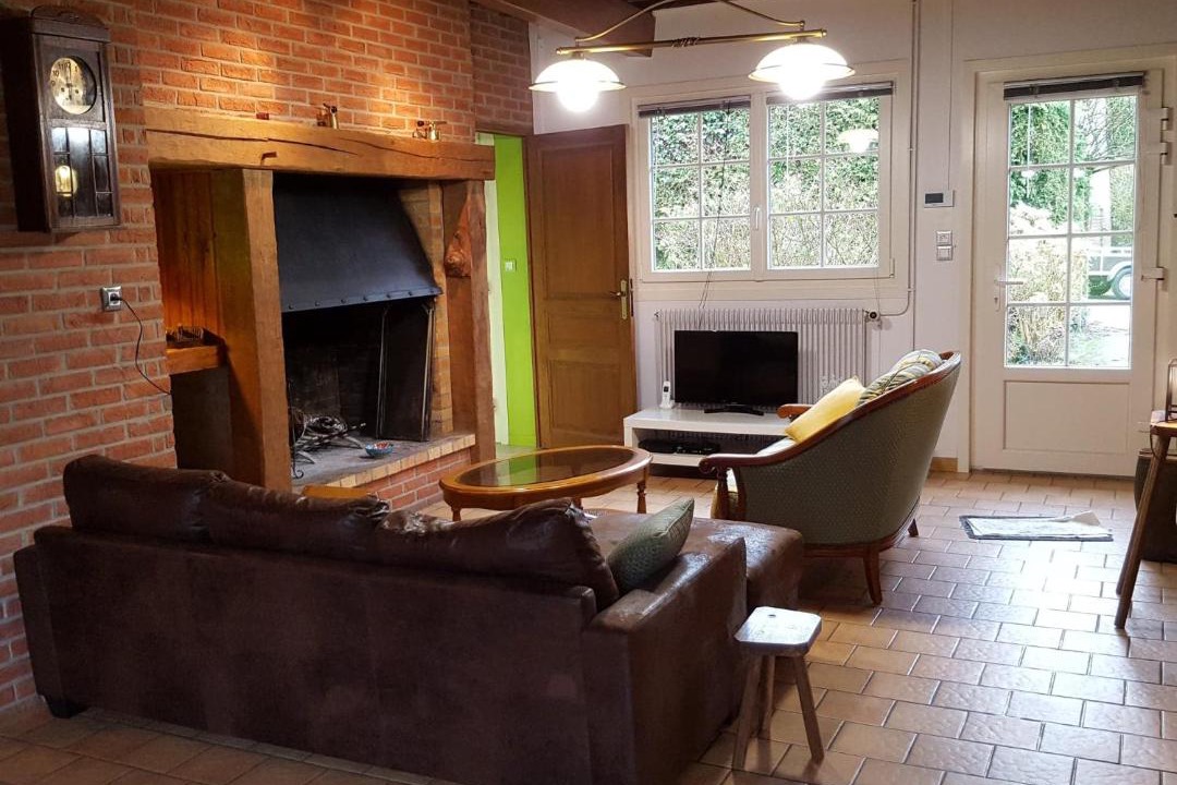 Photo of Others in Gueschart