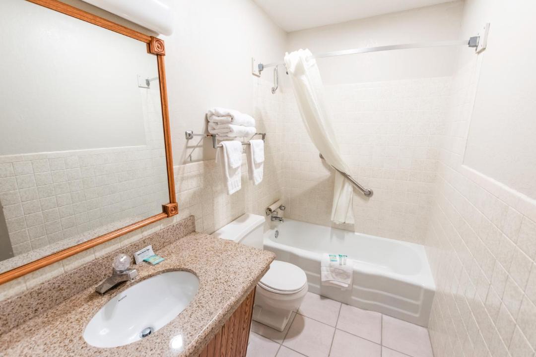 Photo of Bathroom in Emporia