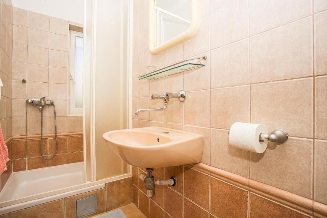 Photo of Bathroom in Cove Tri Zala (Zrnovo)