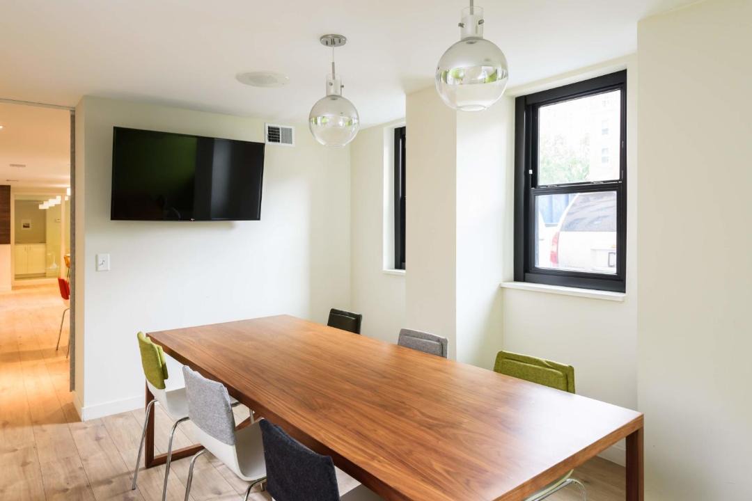 Photo of Livingroom in Central West End