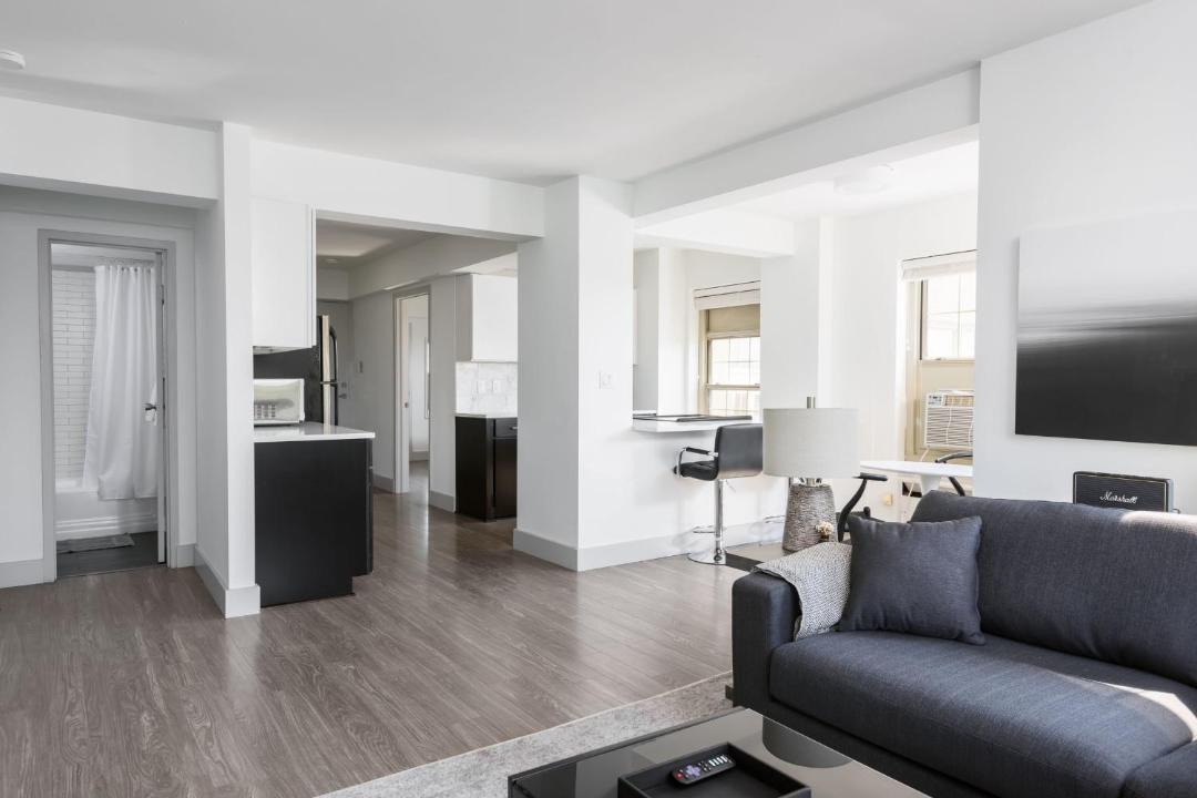 Photo of Livingroom in Central West End