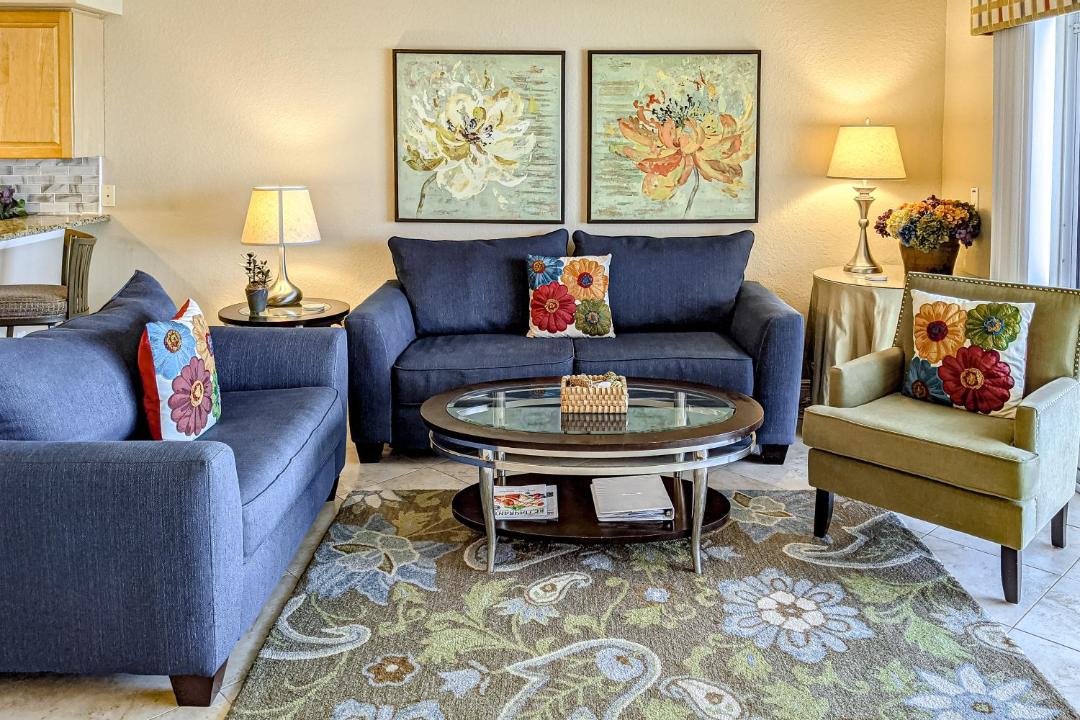 Photo of Livingroom in Independence Square