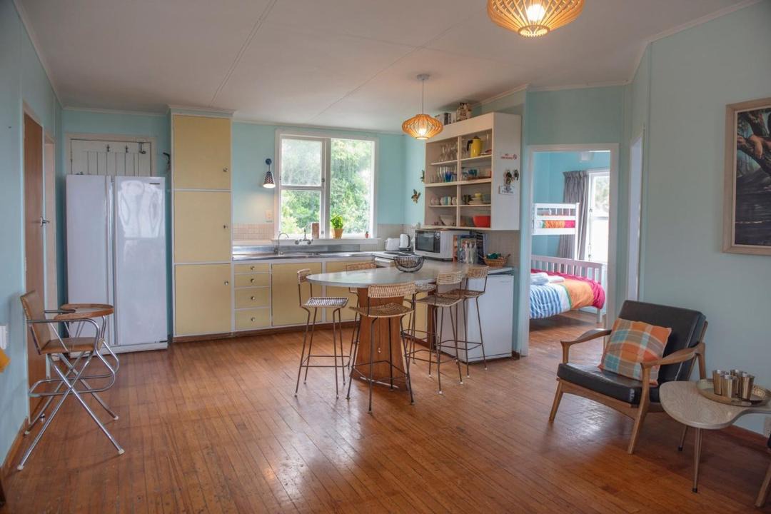 Photo of Livingroom in Waihau Bay
