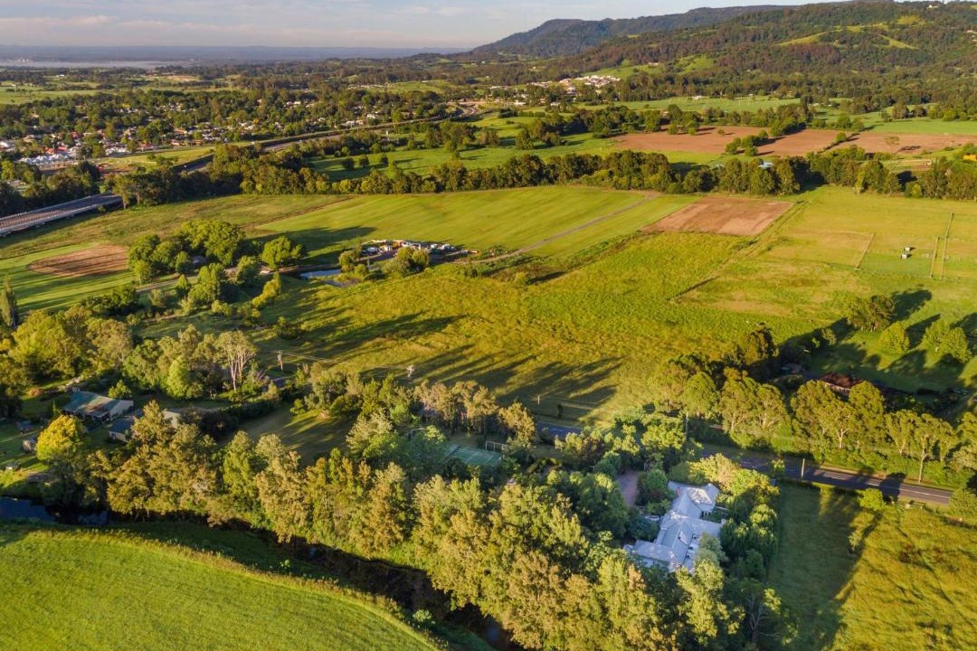 Photo of Others in Berry