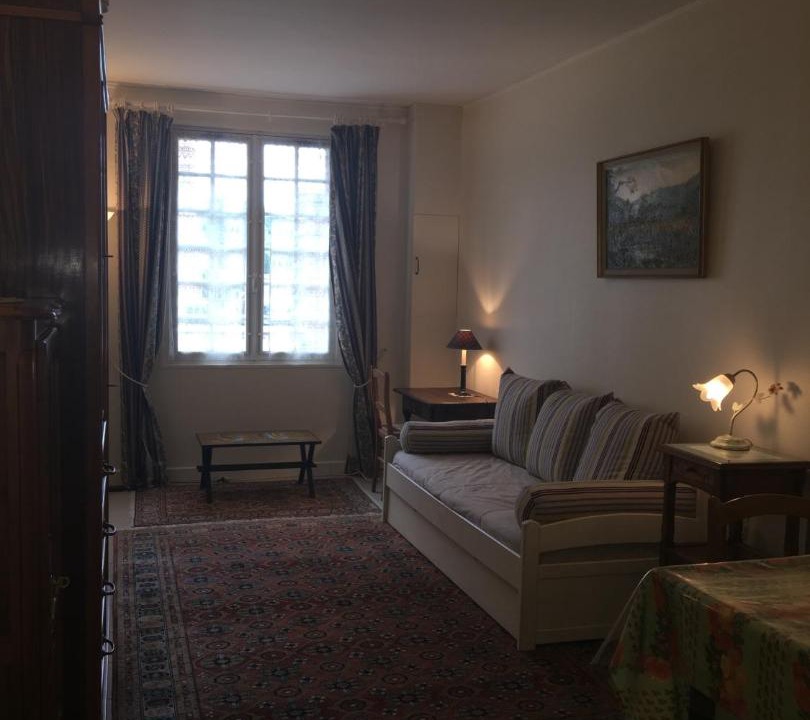 Photo of Others in Damville