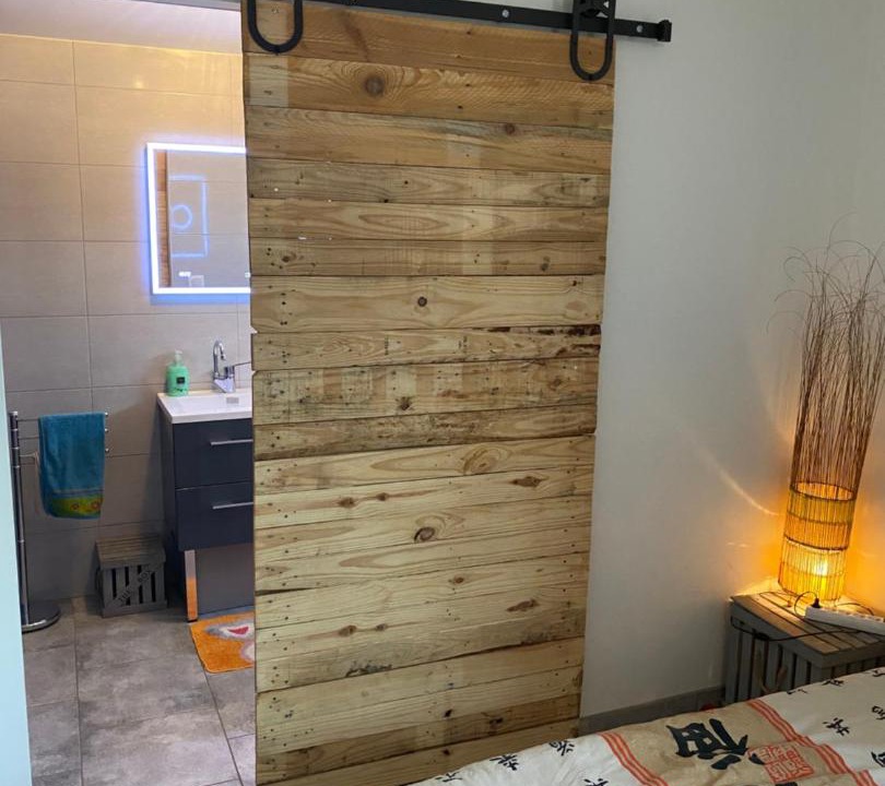 Photo of Others in Corre