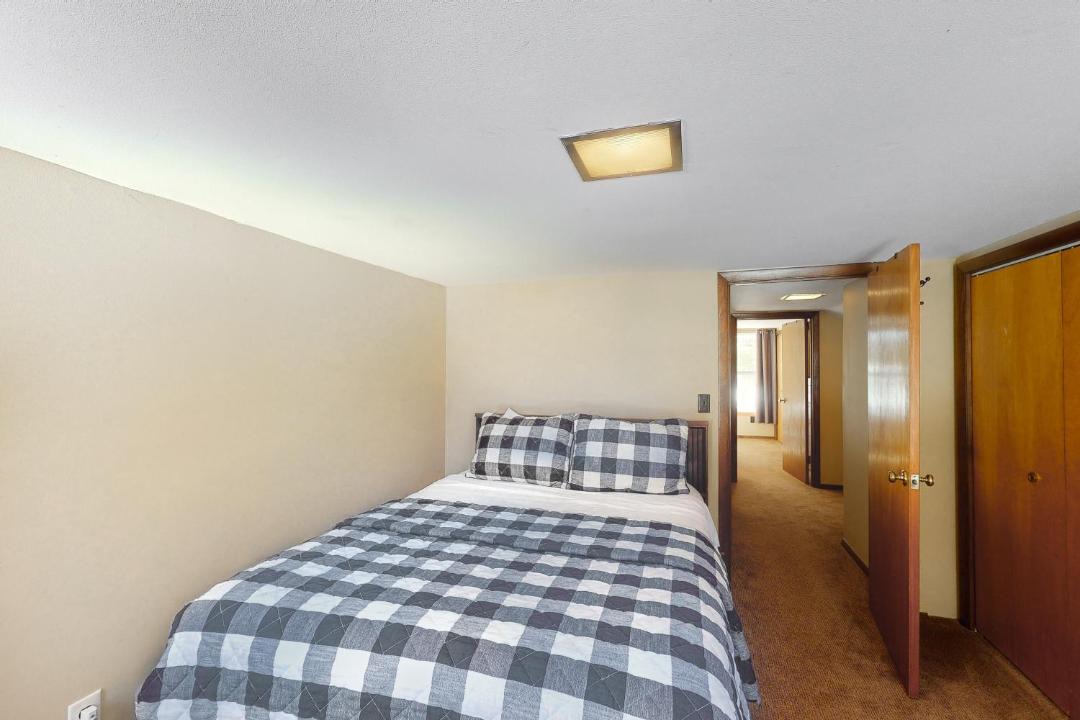 Photo of Bedroom in Manitowish Waters