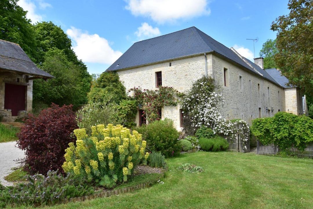 Photo of Others in Lantheuil