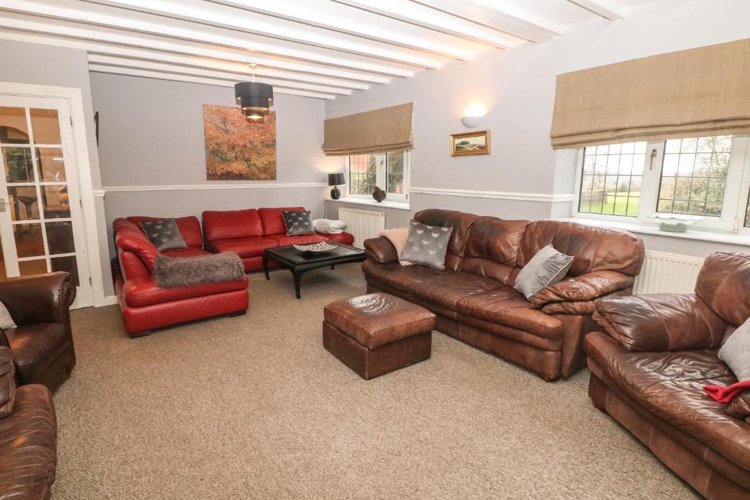 Photo of Livingroom in Farley