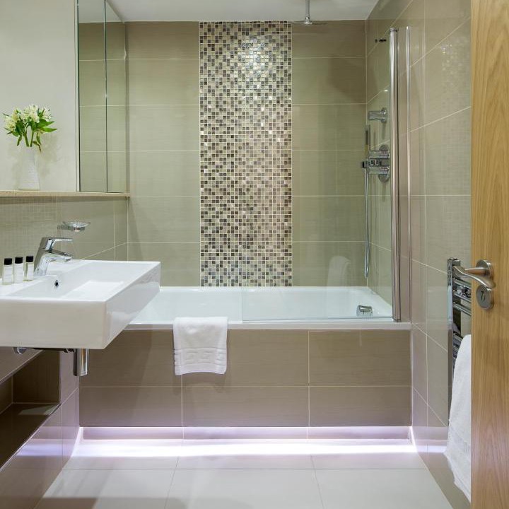 Photo of Others in Tower Hill