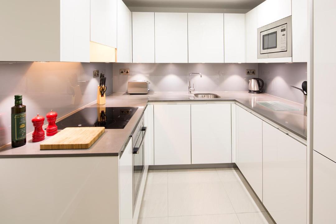 Photo of Others in Tower Hill