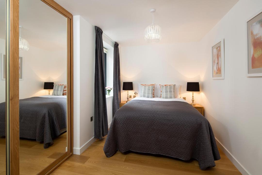 Photo of Others in Tower Hill