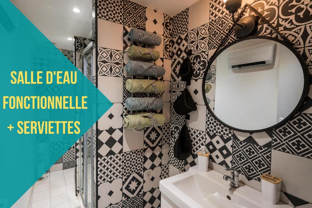 Photo of Bathroom in Saint-Mathieu