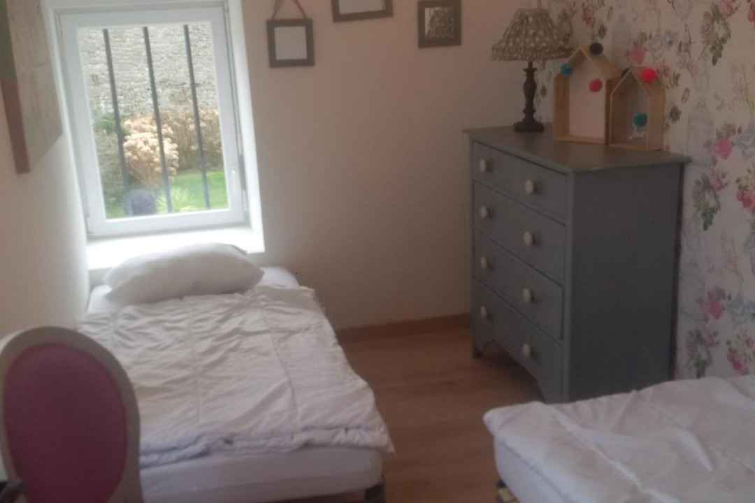 Photo of Bedroom in Reville