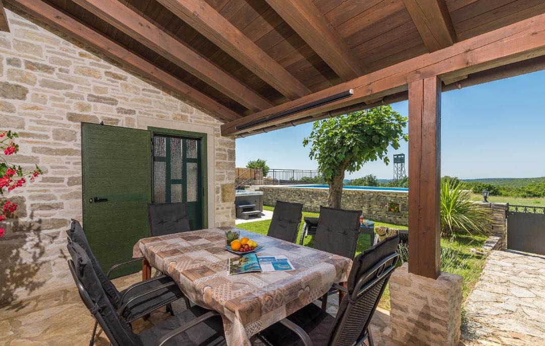 Photo of Patio Balcony in Kanfanar