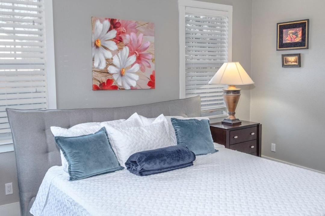 Photo of Bedroom in Southtown