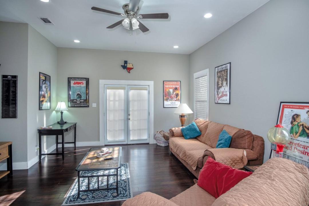 Photo of Livingroom in Southtown