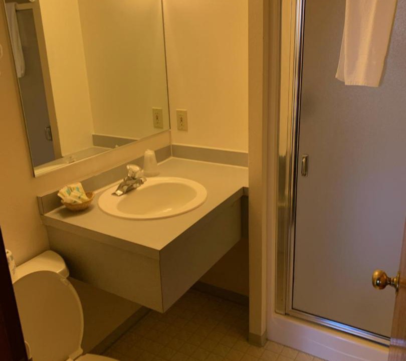 Photo of Bathroom in Sekiu