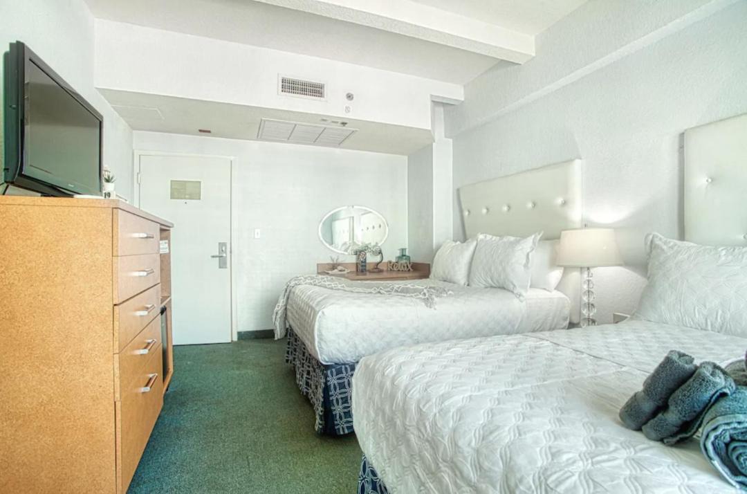 Photo of Bedroom in Mid Beach