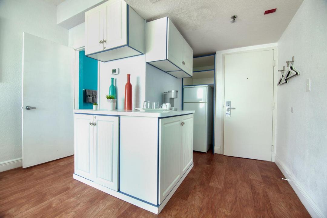 Photo of Kitchen in Mid Beach