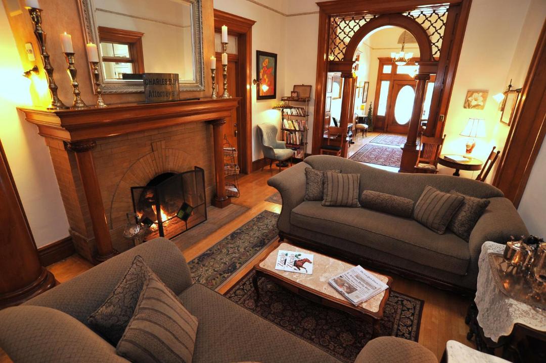 Photo of Livingroom in Downtown Tucson