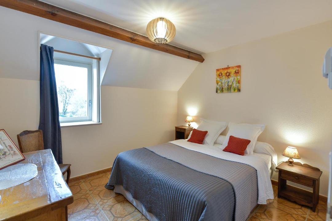 Photo of Bedroom in Chailly-sur-Armancon