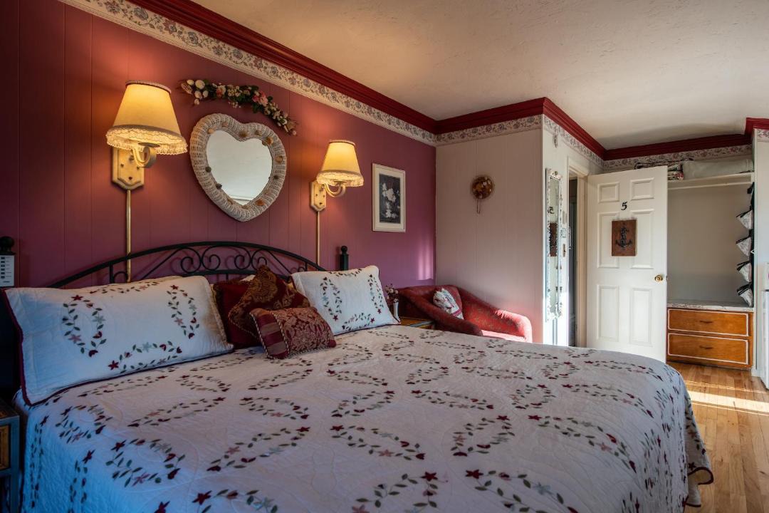 Photo of Others in Hyannis