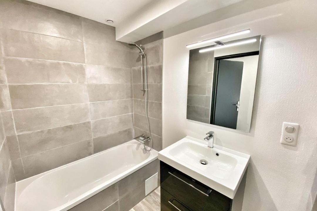 Photo of Bathroom in Terville