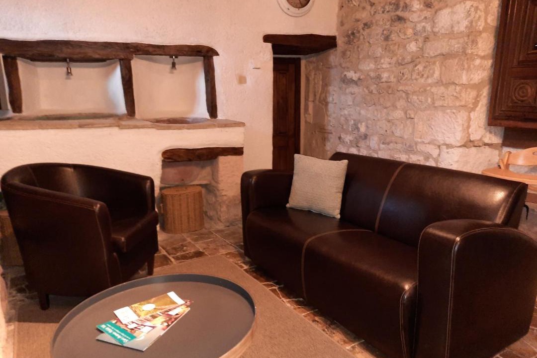 Photo of Livingroom in Andillac