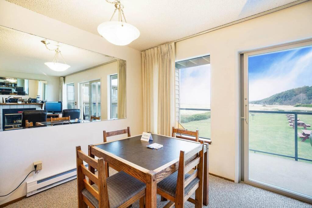 Photo of Others in Moclips