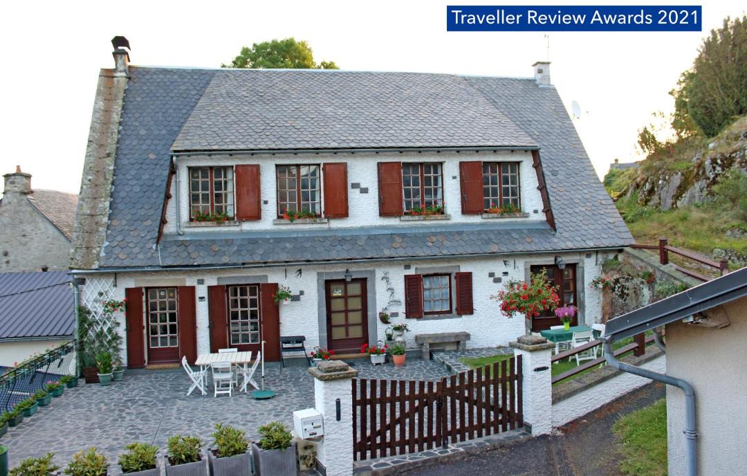 Photo of Buildings in Saint-Genes-Champespe