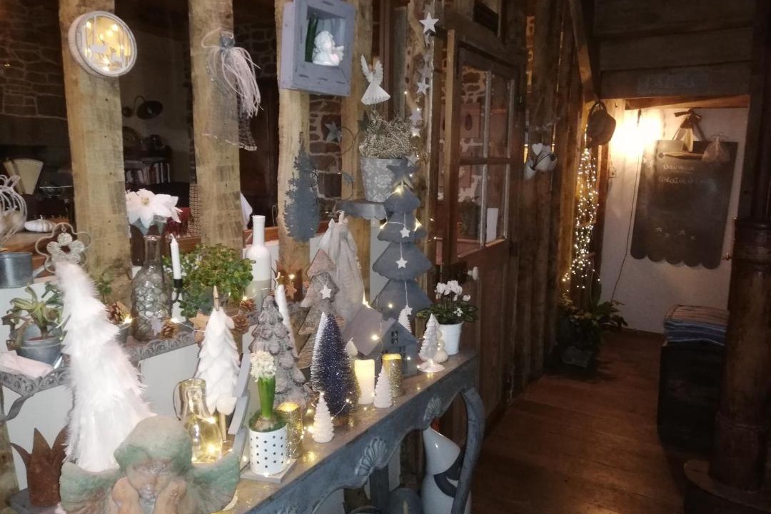 Photo of Others in Dinge