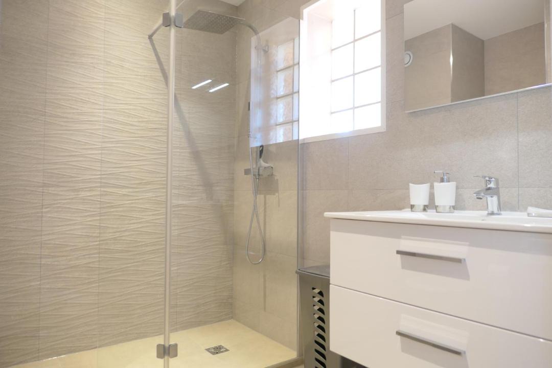 Photo of Bathroom in Golfe Juan